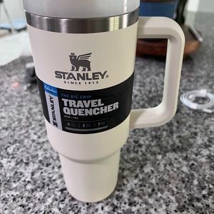 Stanley Adventurer 40oz Cream